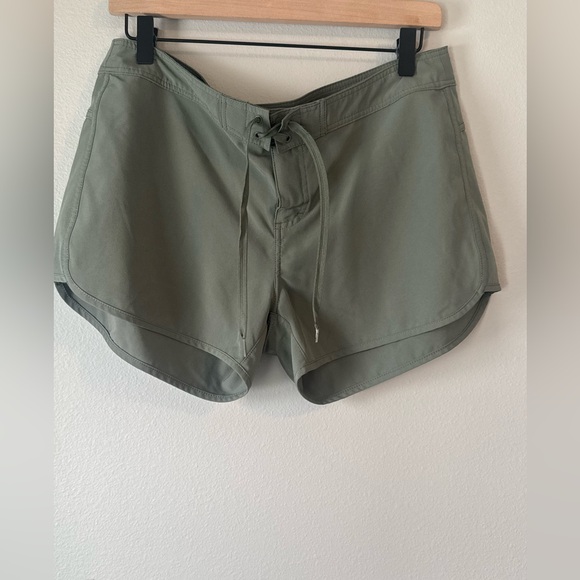 Prana Sage Green BoardShorts - Picture 1 of 6